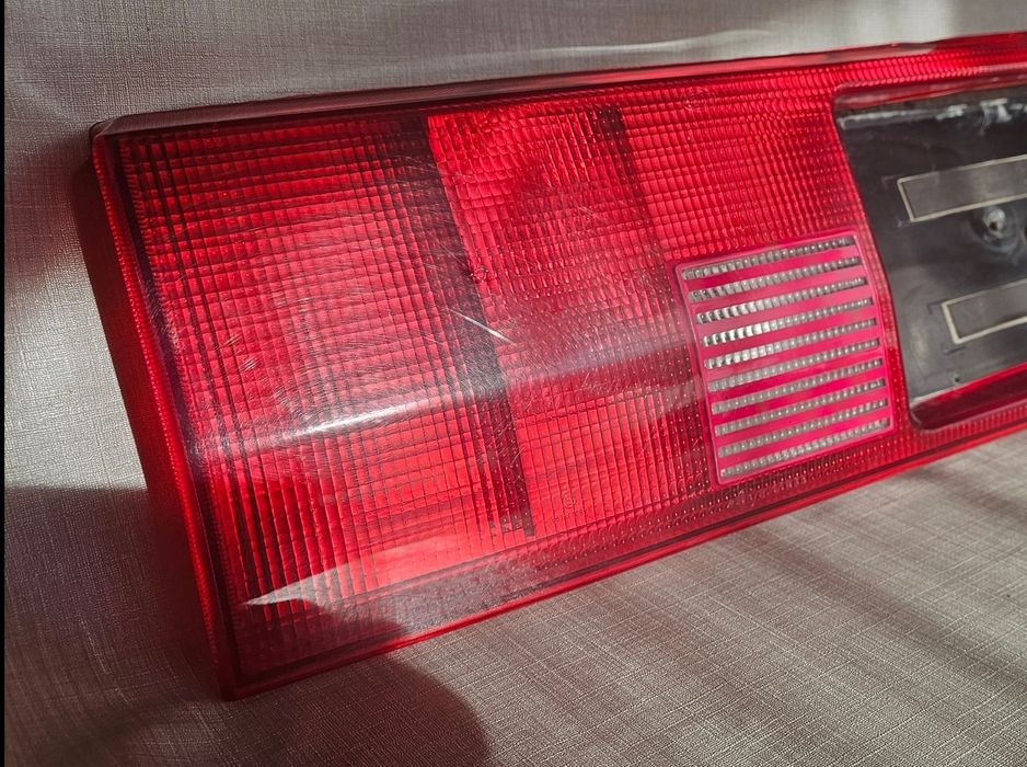 Heckblende HELLA Audi 80 b3 / Audi 90 / Audi 80 b4 avant