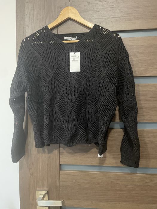 Bluzita neagra noua cu eticheta