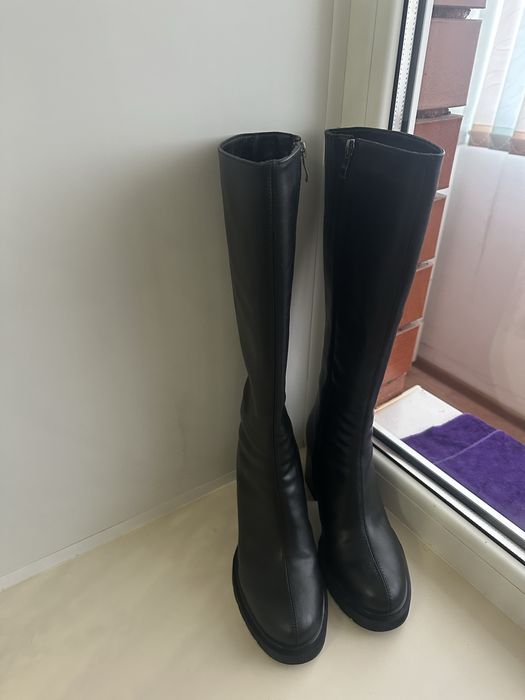 Продам новые зимние сапоги