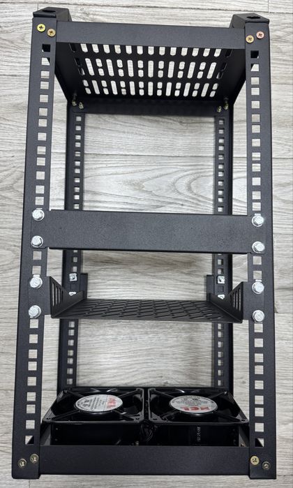 малый центр обработки данных для домашних приборов.