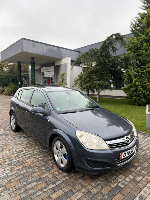 Vand Opel Astra h 1.9 cdti an 2009