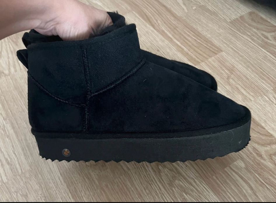 Ghete tip ugg masura 38