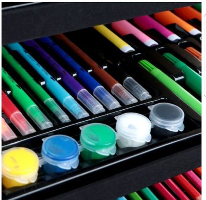 Комплект за рисуване в куфар 158 части