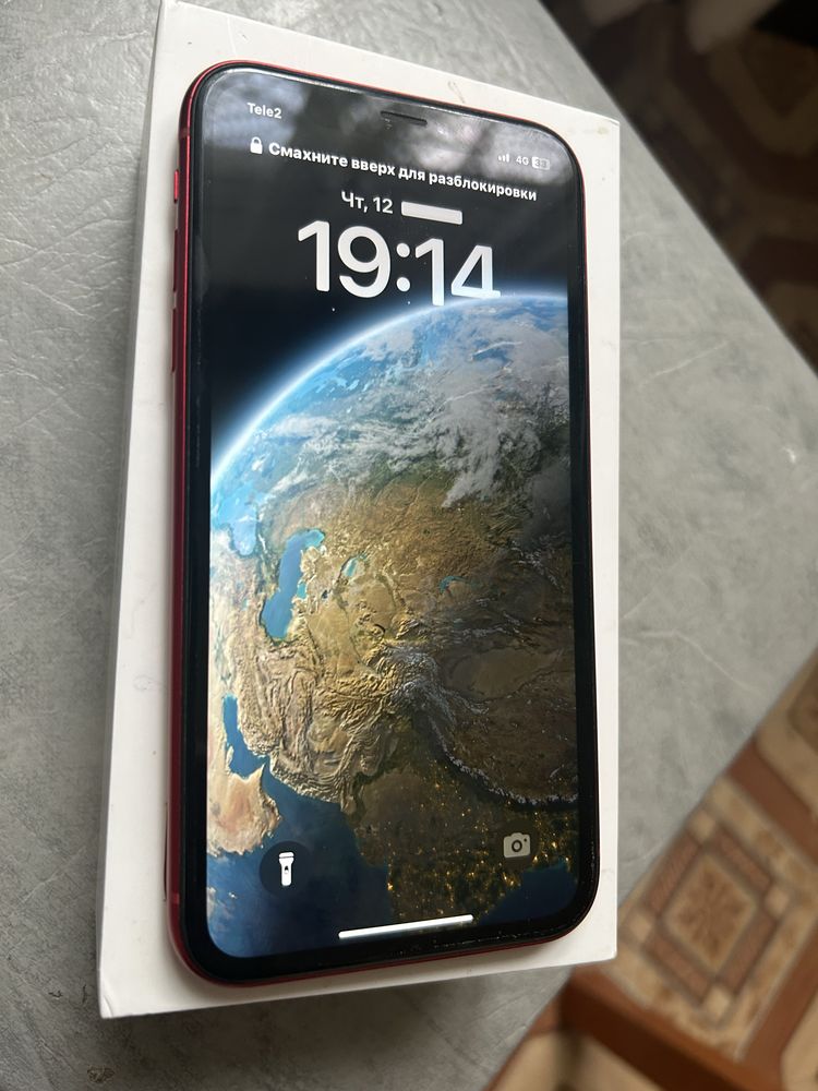 Продам Iphone XR