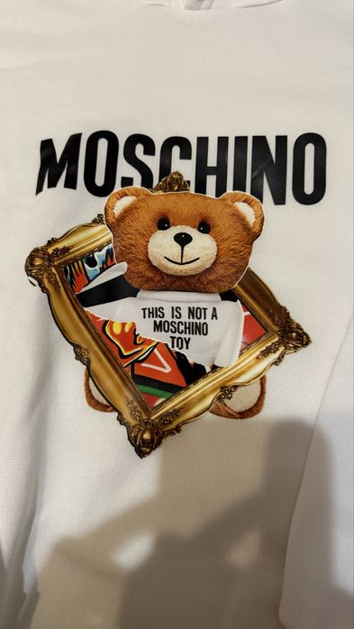 Суитшърт moschino