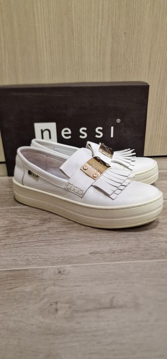 Обувки естествена кожа