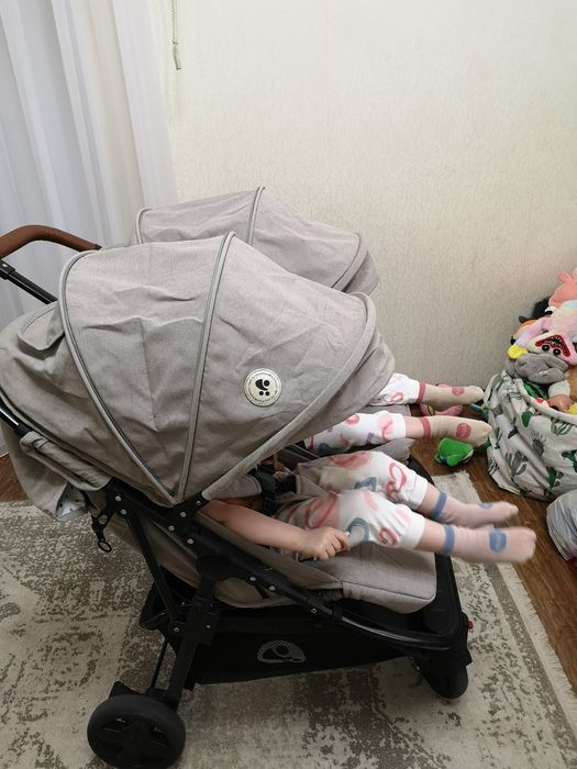 Коляска для двойни