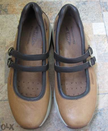 Дамски сандали Finn Comfort ;Columbia; Дамски обувки Mbt Changa Cork
