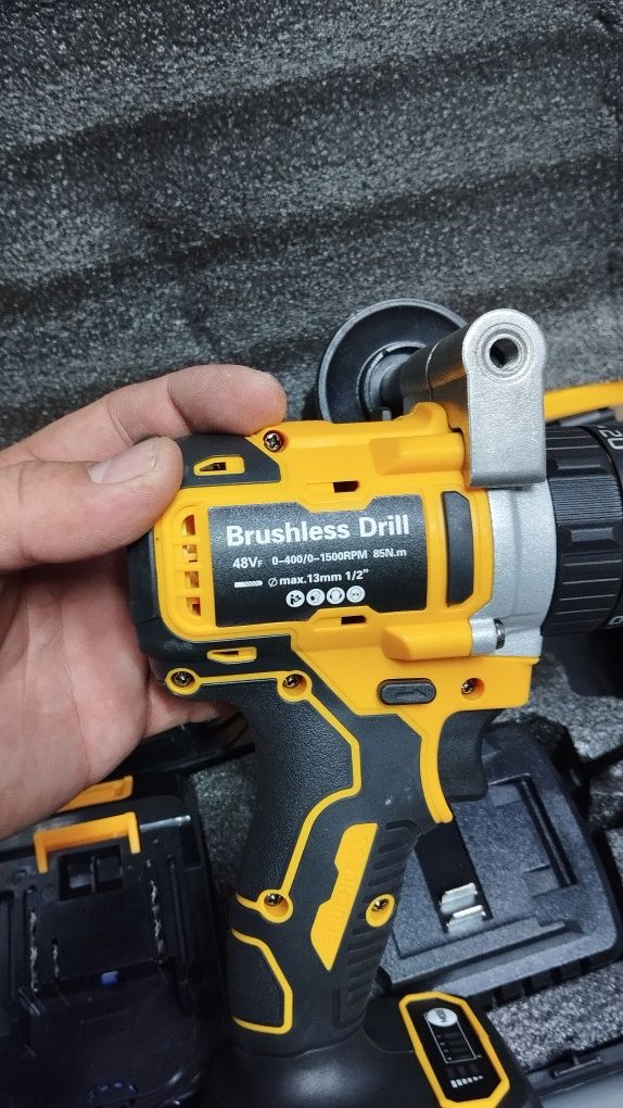 Шуруповерт,ледобур DEWALT