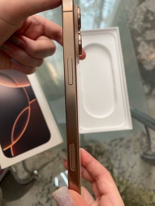 iphone 16 Pro max desert titanium 256 Gb