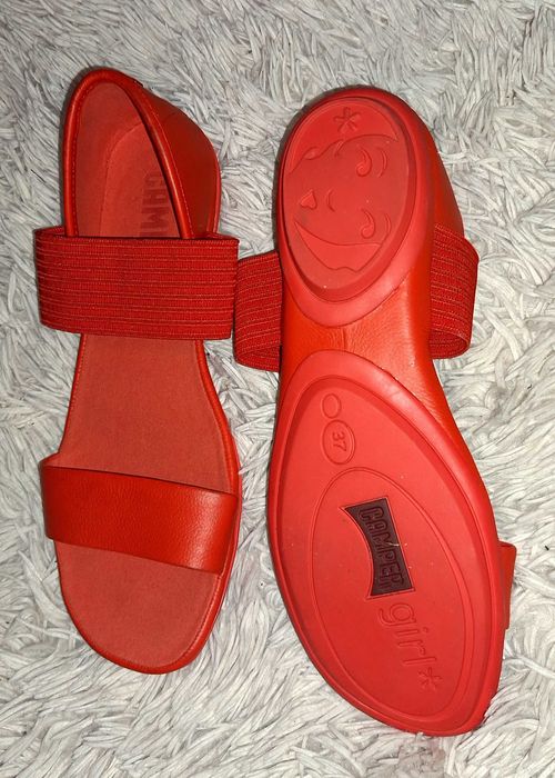 Сандали Camper модел Right Nina