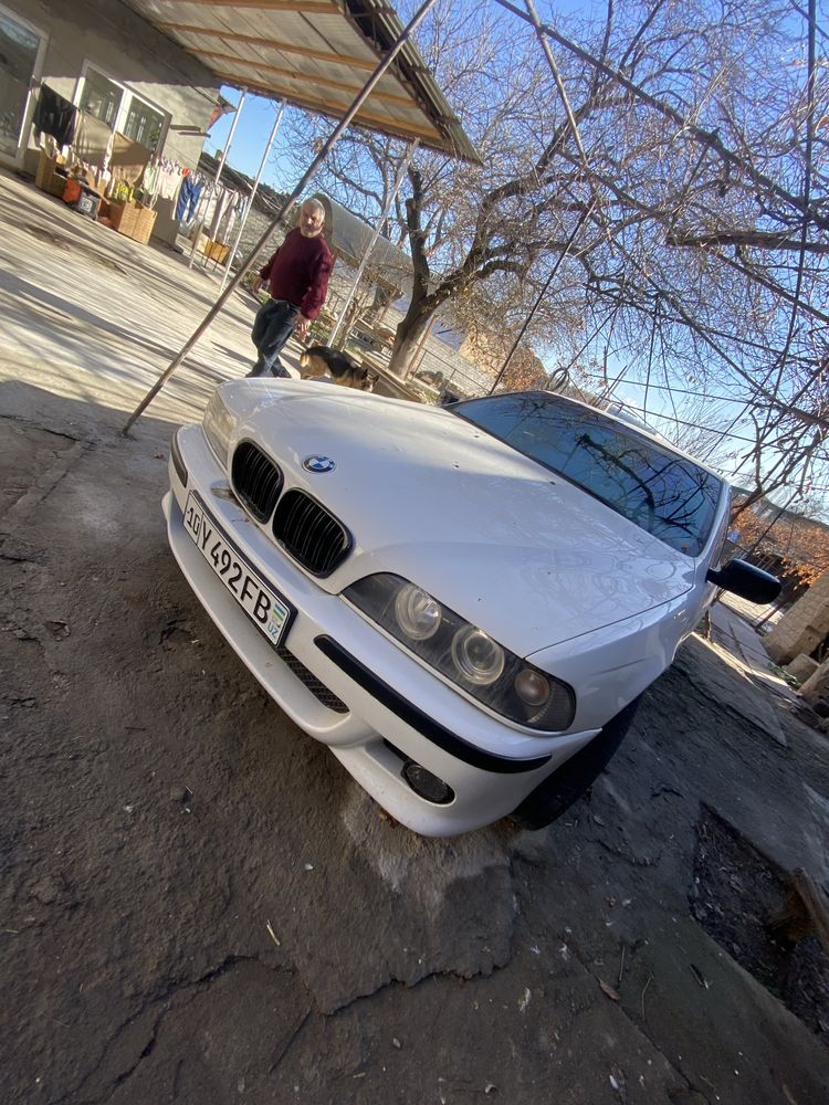 Продается BMW 523 i