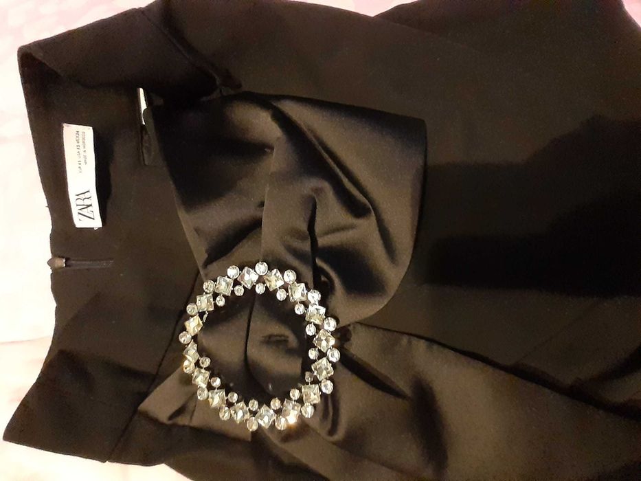 Fustă Zara mărime XS nouă