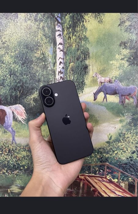 Продам Iphone 16