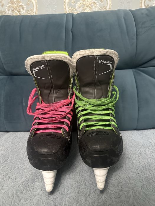 продам коньки Bauer 42,5 размер