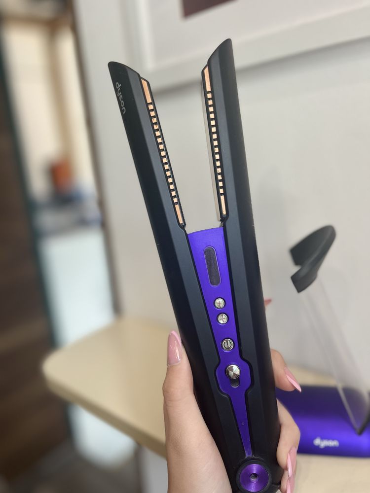 Преса за коса dyson corrale