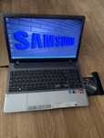Laptop Samsung Display 15,6 led,4gb ram,320gb m cu incarcator.