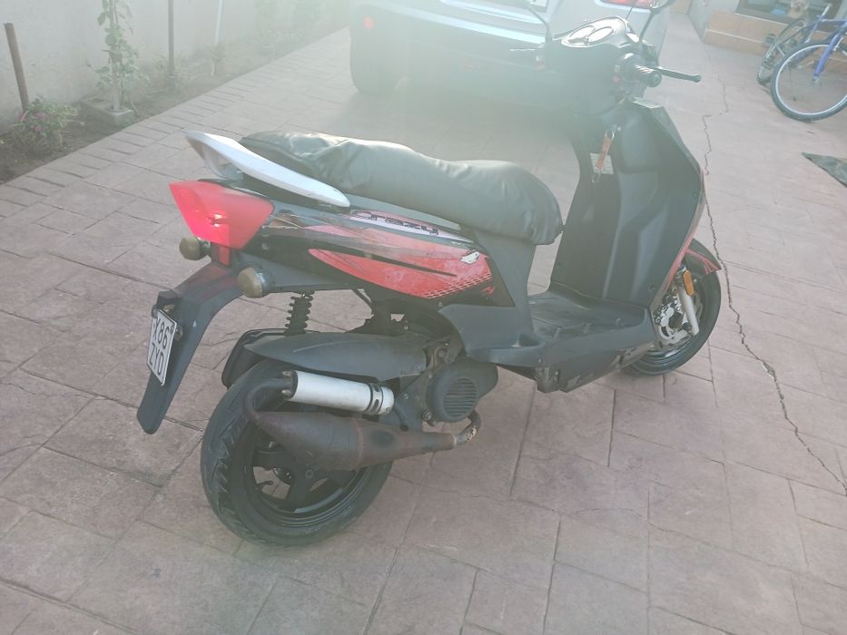Scuter replică China PIAGGIO de 49