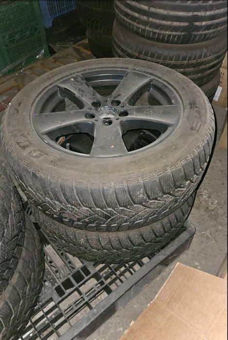 Гуми с джанти за BMW X5 2008 година