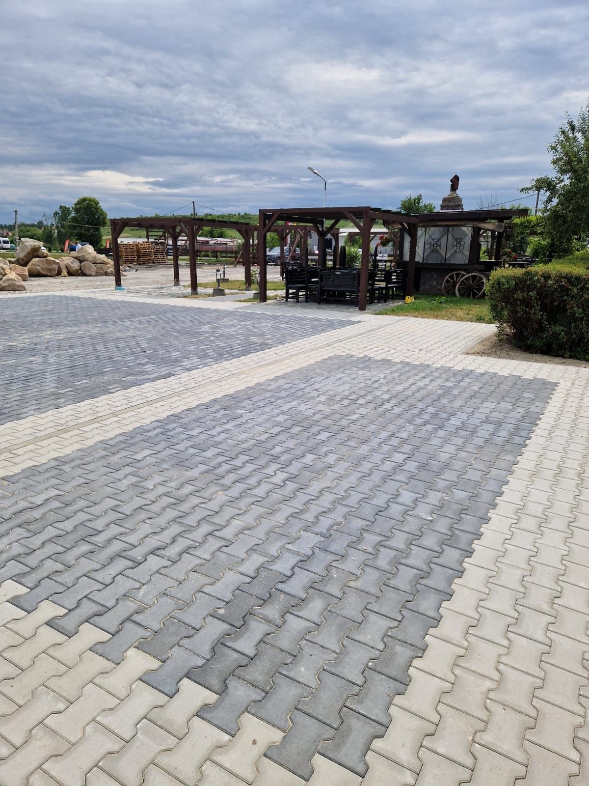 Pavaje și Motatori pavaj Borduri