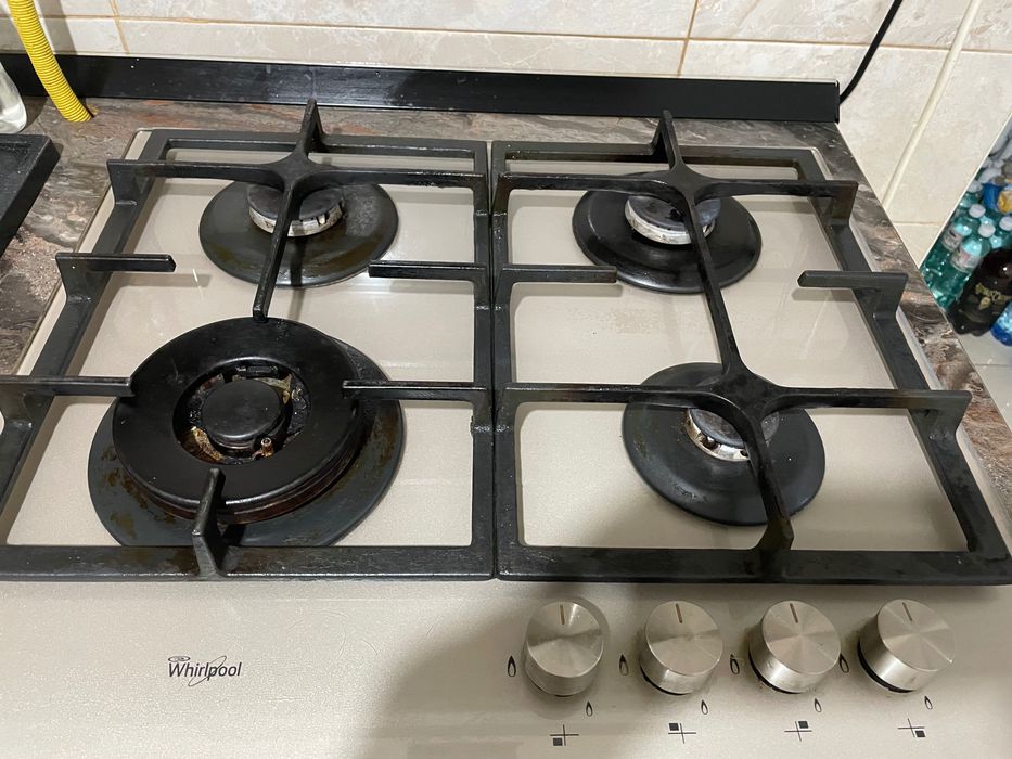 Plită 4 ochiuri marca Whirlpool