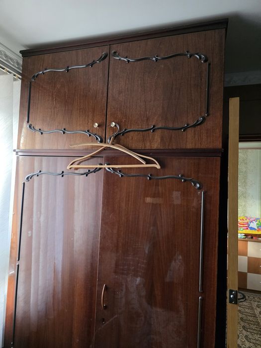 Отдам бесплатно шкаф