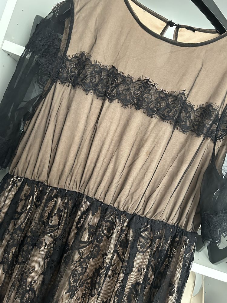 Rochie eleganta cu dantela
