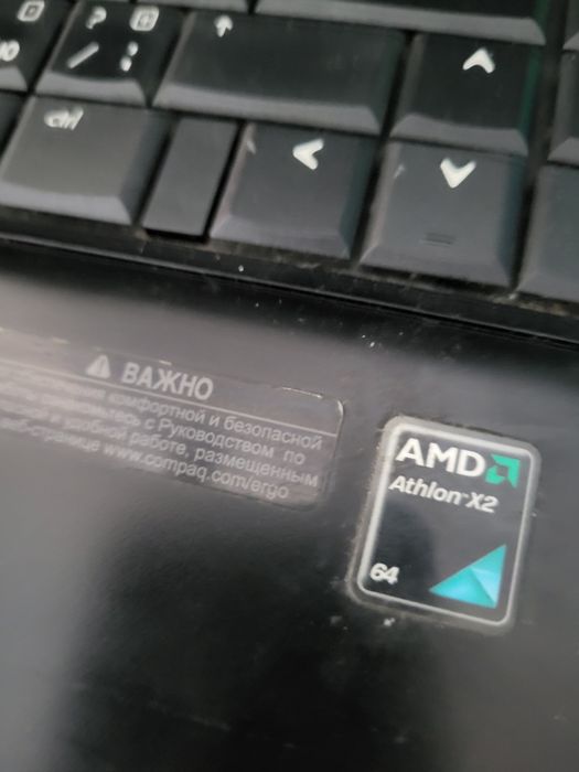 Ноутбук AMD в отличном состоянии.