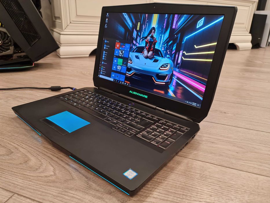 Laptop gaming alienware 17,3,intel core i7 ,video 8 gb GTX , ram 32 gb