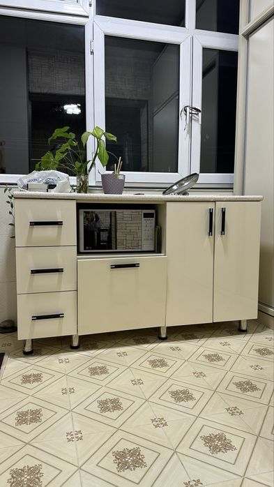 Продаю кухонный шкаф