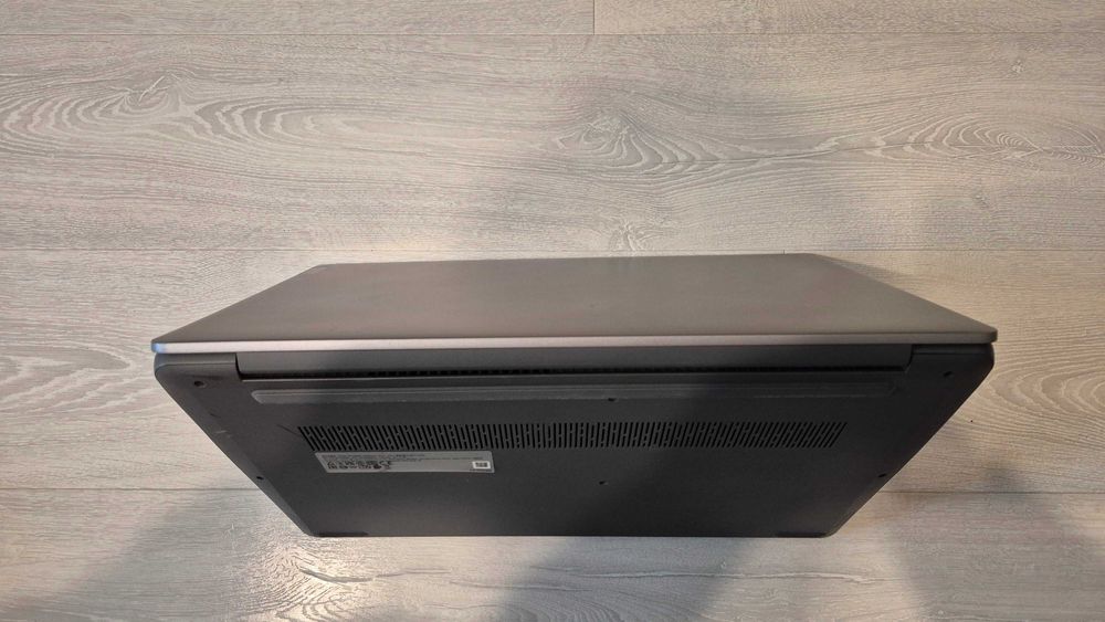 Lenovo IdeaPad 3 17ITL6 i3-1115G4 8GB DDR4 256GB SSD Windows 11