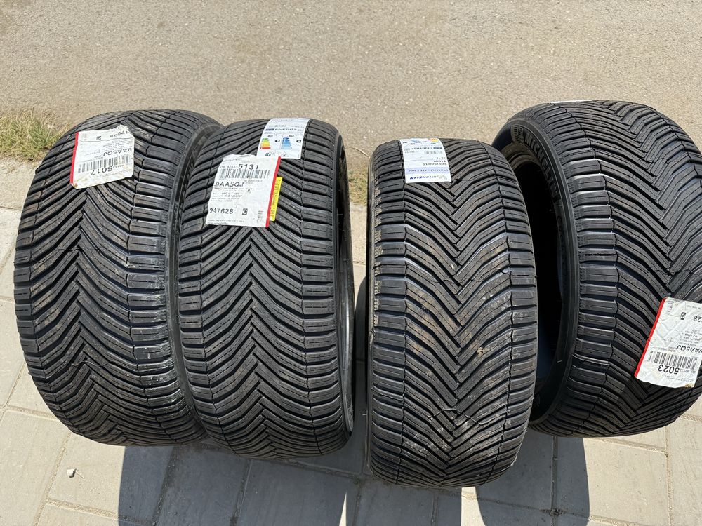 Set 4 anvelope noi Michelin All season 265 50 R19