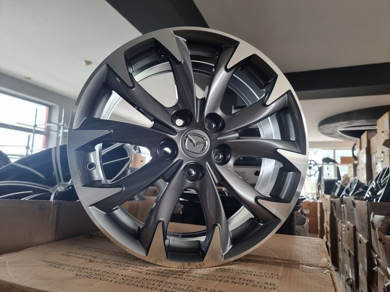 17цола Mazda 5x114.3 Мазда 5х114.3