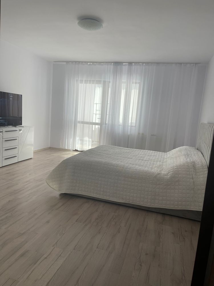 Apartament 100mp, open space, complet renovat, str Doinei Dobroesti