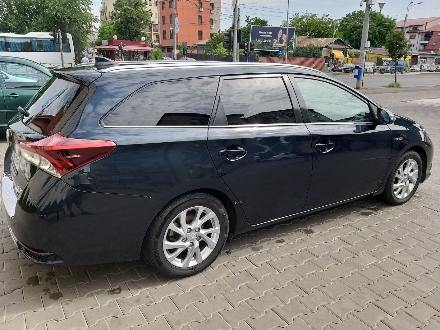 Toyota auris hybrid Break gpl