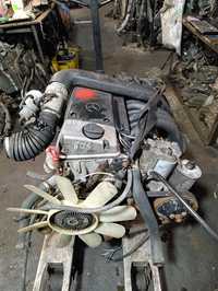 Двигатель на Мерседес OM605