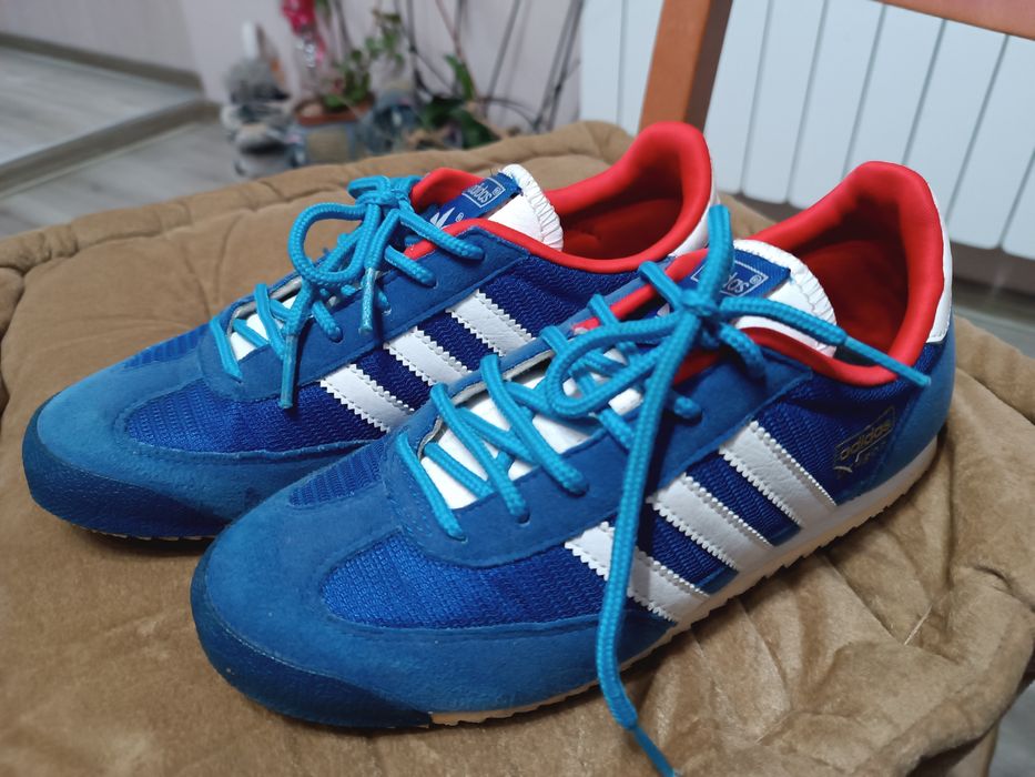 Маратонки Адидас 36 2/3