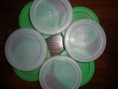 Капроновые крышки - 15 тг, металлические закаточные новые - 30 тг