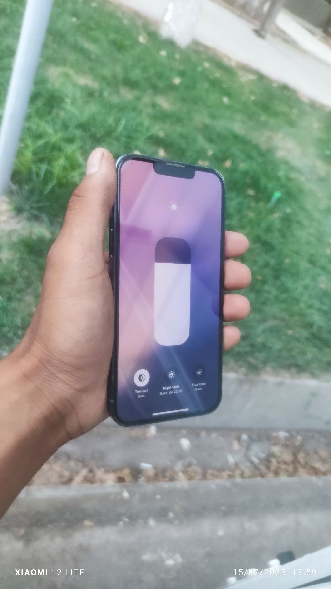 Iphone 13 pro  ideal