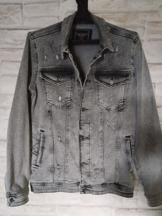 Джинсовая куртка М