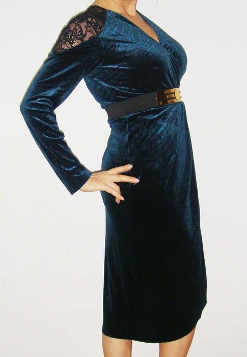 Rochie noua de seara midi, catifea verde cu dantela neagra S/M