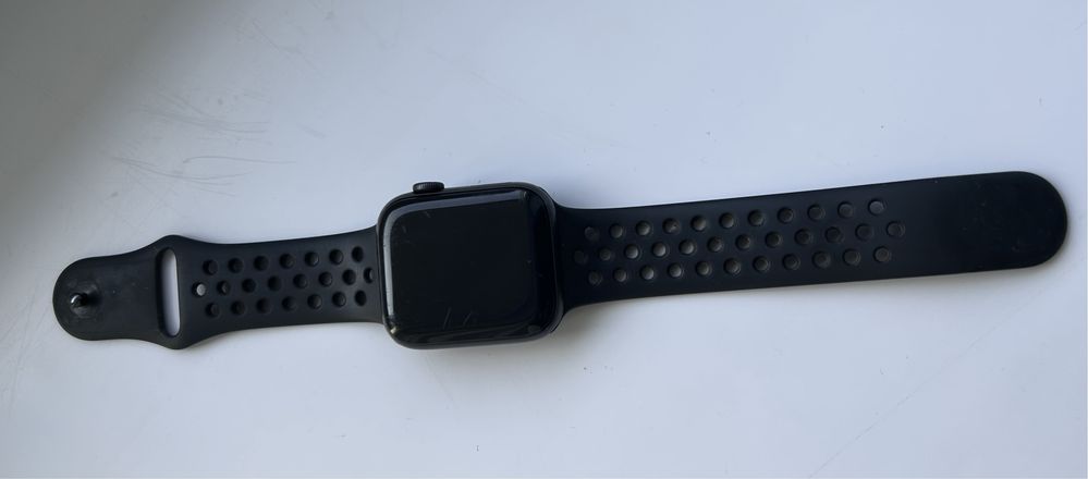 Apple Watch SERIES 5  Black Nike Sport Band