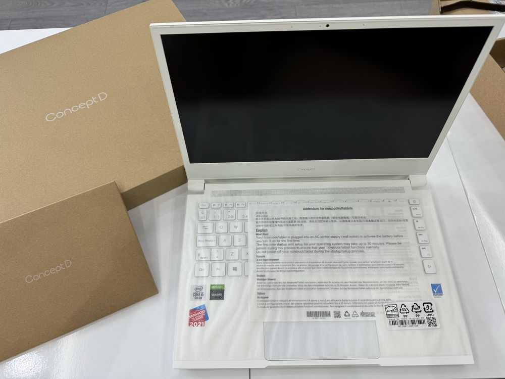 Лаптоп Acer ConceptD 3 Pro CN314-72P - 14", IPS, i5-10300H, 512GB SSD!