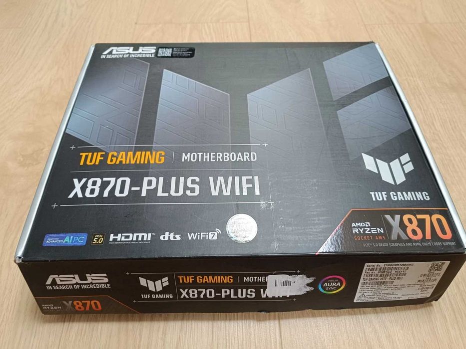 ASUS TUF GAMING X870 PLUS WIFI + Ryzen 7 9700X, осемядрен (5.5GHz] AM5