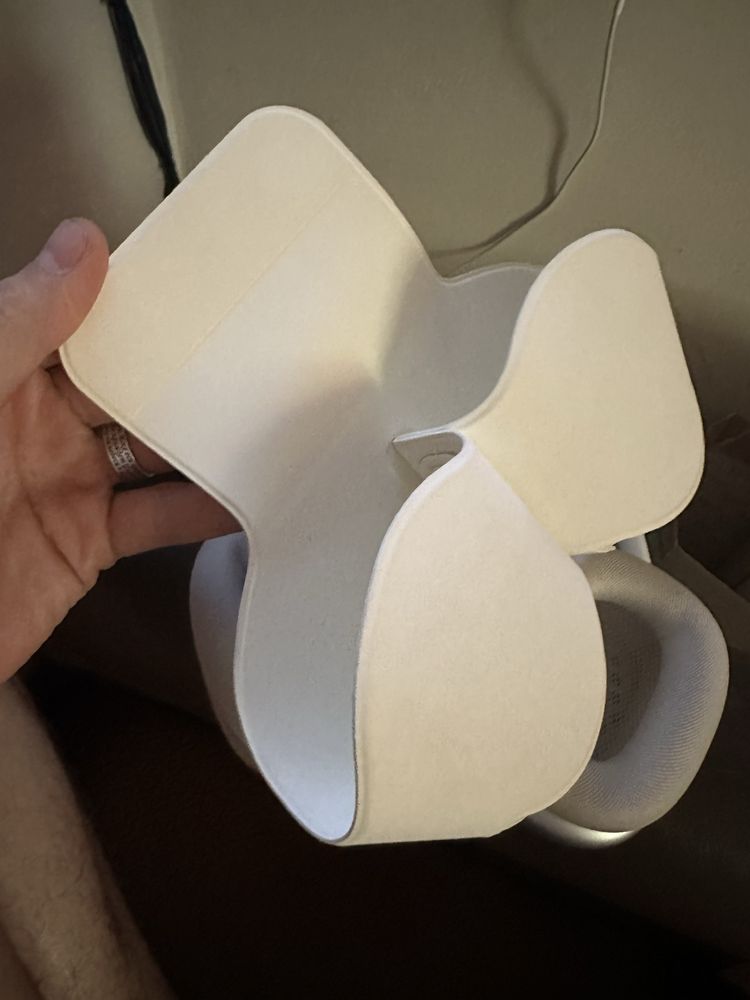 Продам airpods max