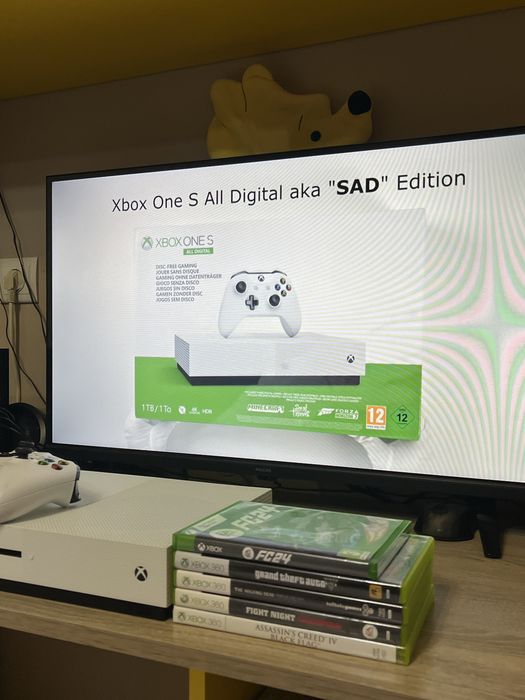 Xbox one s в супер състаяние с много хубави игри
