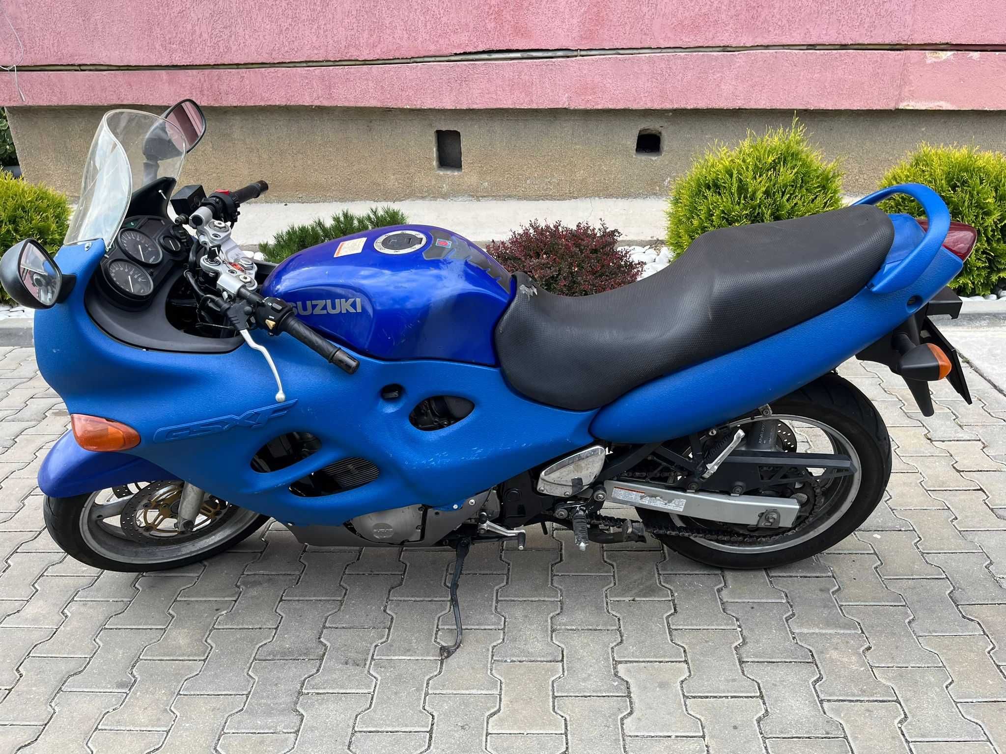 Vand motocicletă Suzuki GSX 600 F