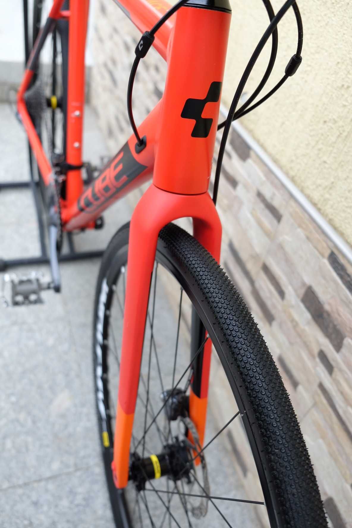 Висок клас гравел велосипед CUBE 28" с Shimano ULTEGRA монтажи!