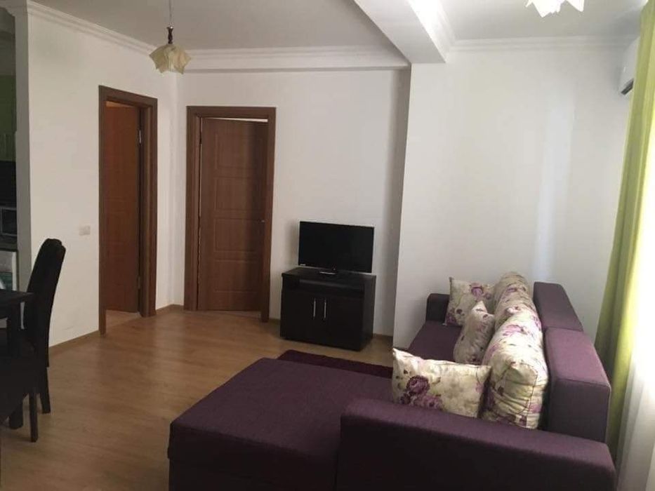 Inchiriez apartament 2 camere 300e solid ho