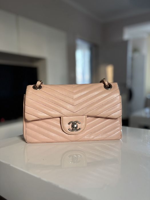 Розова чанта Chanel